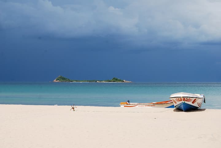 Trincomalee Beach